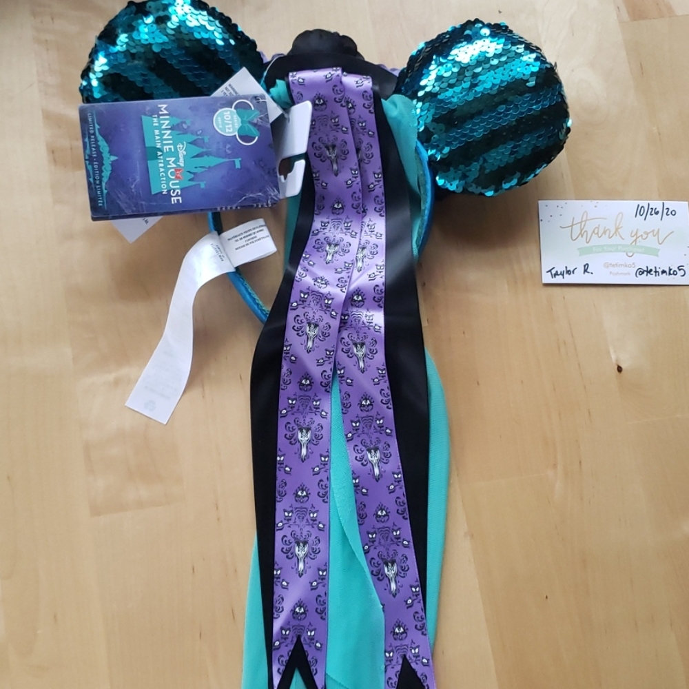 Minnie Main Attraction Haunted Mansion Ears - Picture 5 of 7